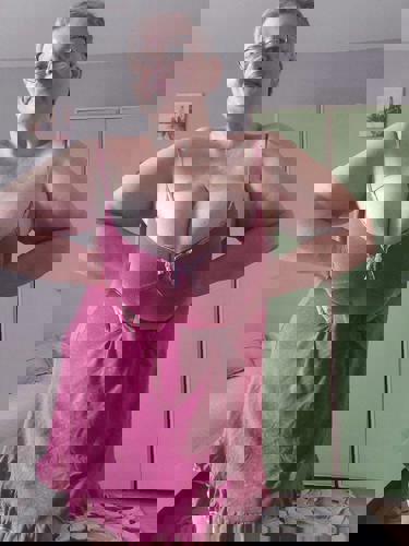 Irena75 - +33756871118, +337-56 87 11 18, 07-56-87-11-18