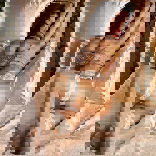 Isabella100OriginalBilderStrapsN