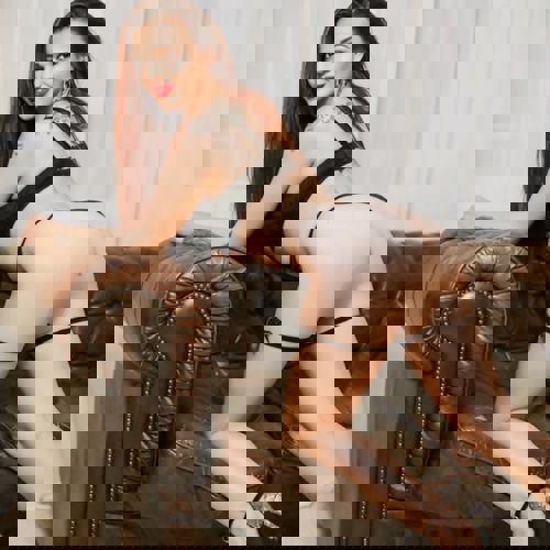 CHLOEEingeilesSexerlebnismiteine