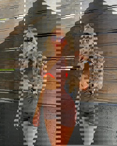 Prunelle1926 - +33644694503, +336-44 69 45 03, 06-44-69-45-03